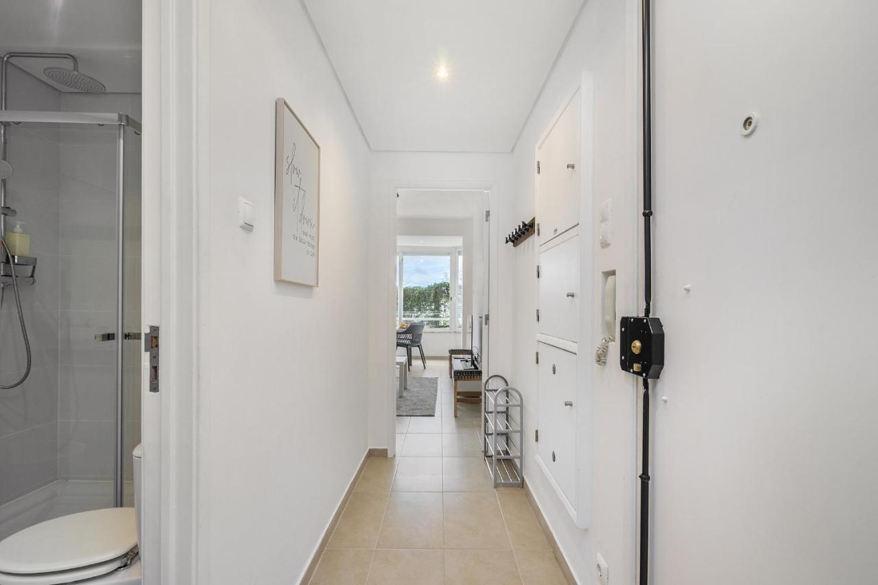 Whome Peaceful Alges Family Home Away From City Noise Lisboa المظهر الخارجي الصورة