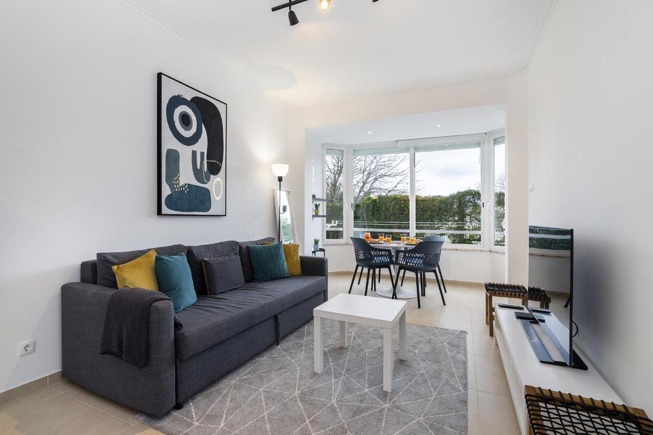 Whome Peaceful Alges Family Home Away From City Noise Lisboa المظهر الخارجي الصورة