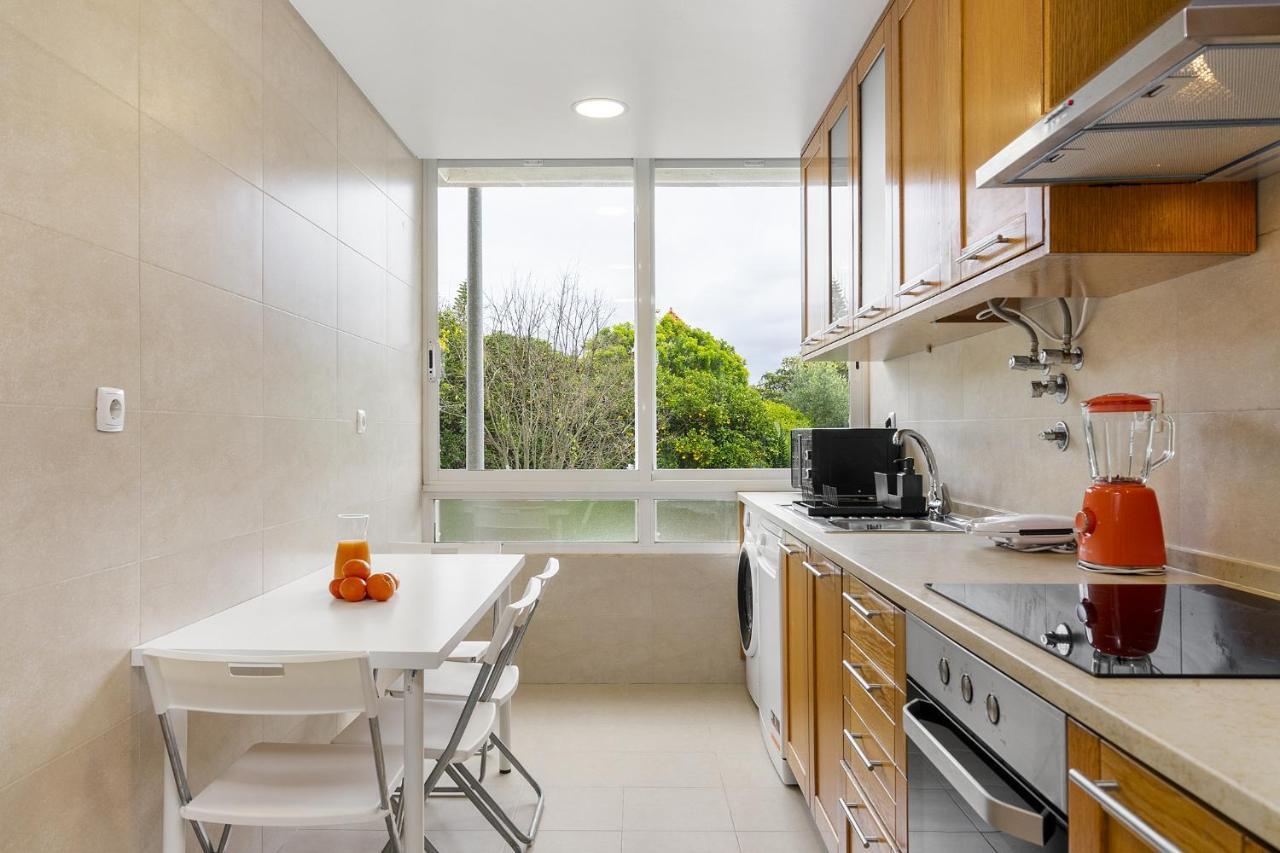 Whome Peaceful Alges Family Home Away From City Noise Lisboa المظهر الخارجي الصورة